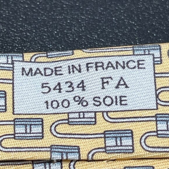 Hermes 100% Silk Tie Yellow/Blue (71854) - Picture 2 of 4